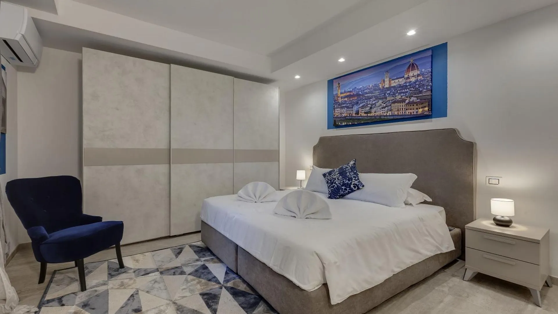 Bice & Krizia Apartments By Mamo Florence Italy