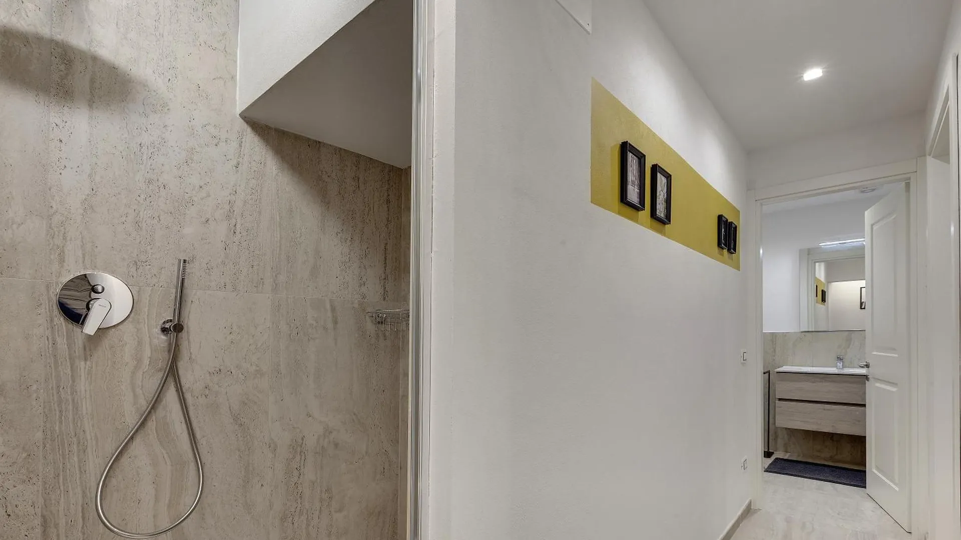 Bice & Krizia Apartments By Mamo Florence